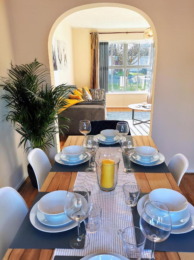 Emerald House - Spacious 3 Bed House With Ensuite Parking Gardens And Netflix Leamington Spa Exterior photo