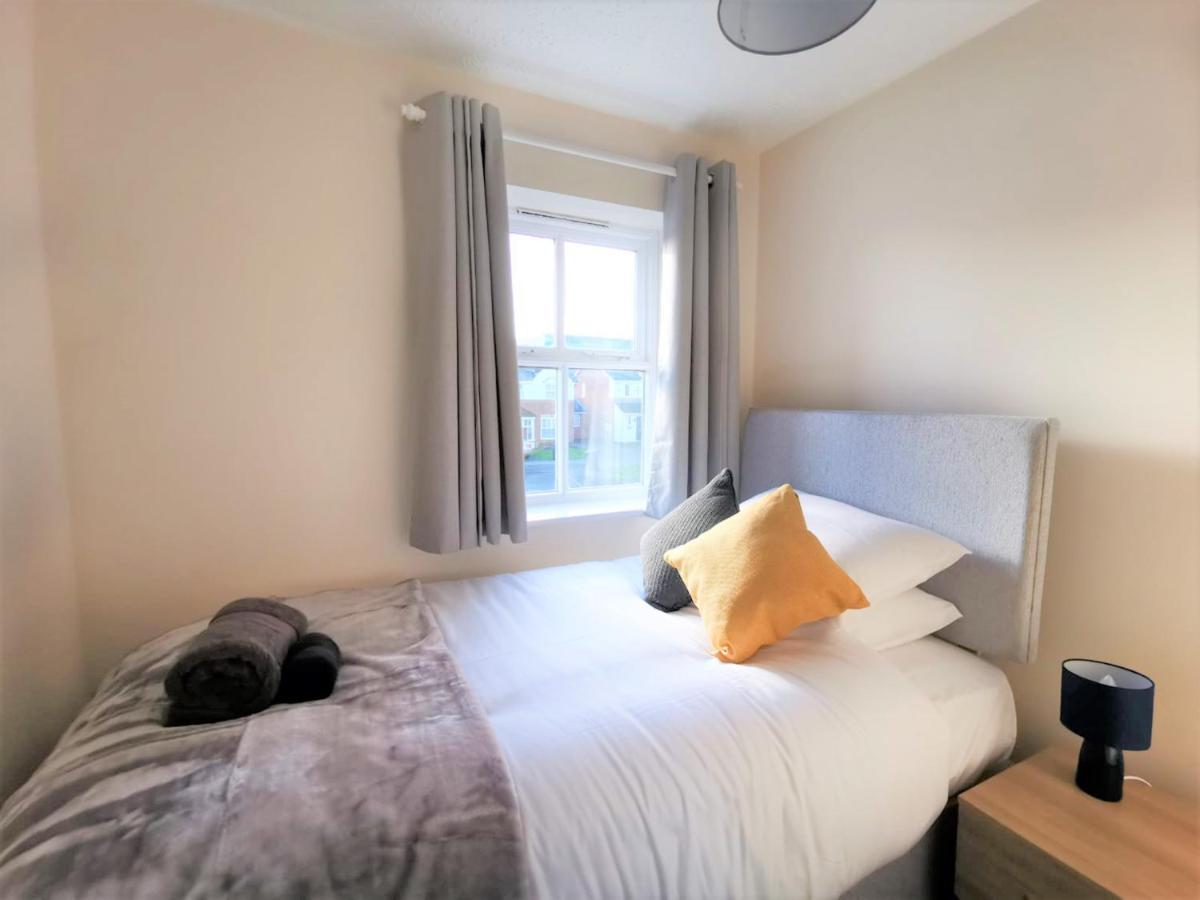 Emerald House - Spacious 3 Bed House With Ensuite Parking Gardens And Netflix Leamington Spa Exterior photo